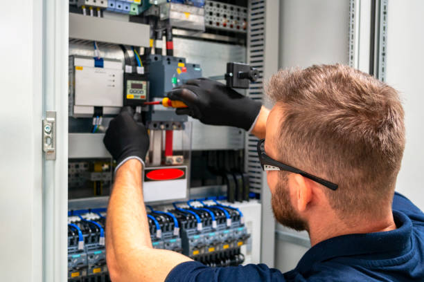Professional Electrician in Sheboygan, WI